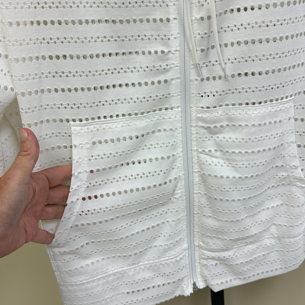 Plus size Lane Bryant white hoodie - Picture 2 of 6